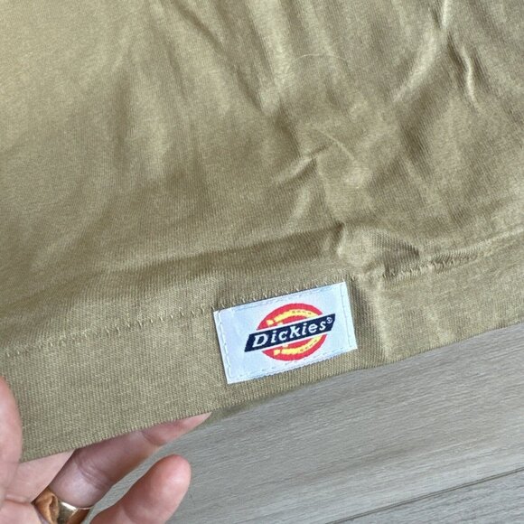 Vintage Dickies Men’s Pocket T Shirt Sz L Tan Brown Made USA Single Stitch NWT - Picture 4 of 8